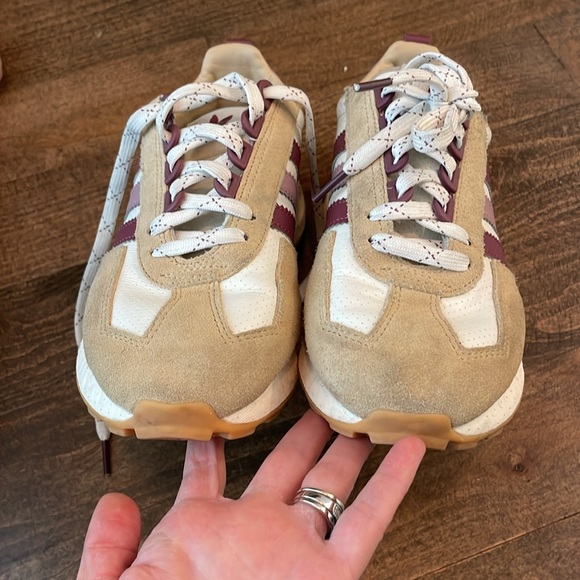 Women’s Adidas Retropy E5 Sneakers Size 7 - Picture 8 of 9